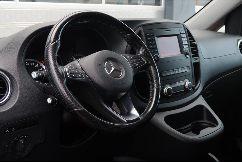 Mercedes-Benz Vito 119 CDI Lang DC/ LED/ CAM/ 2X SCHUIFDEUR/ STOELVERW/ CRUISE/ ETC. - Small van, Combi van: picture 4 Mercedes-Benz Vito 119 CDI Lang DC/ LED/ CAM/ 2X SCHUIFDEUR/ STOELVERW/ CRUISE/ ETC. - Small van, Combi van: picture 4