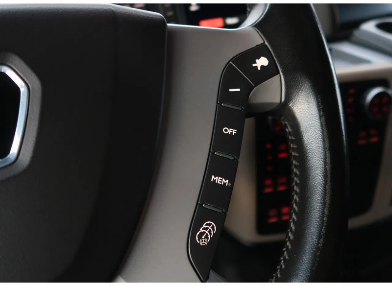 Leasing of MAN TGX TGX 33.640 6X4 /RETARDER/ HYDRAULIK/ ALCOA'S/ LED/ ETC! MAN TGX TGX 33.640 6X4 /RETARDER/ HYDRAULIK/ ALCOA'S/ LED/ ETC!: picture 12 Leasing of MAN TGX TGX 33.640 6X4 /RETARDER/ HYDRAULIK/ ALCOA'S/ LED/ ETC! MAN TGX TGX 33.640 6X4 /RETARDER/ HYDRAULIK/ ALCOA'S/ LED/ ETC!: picture 12