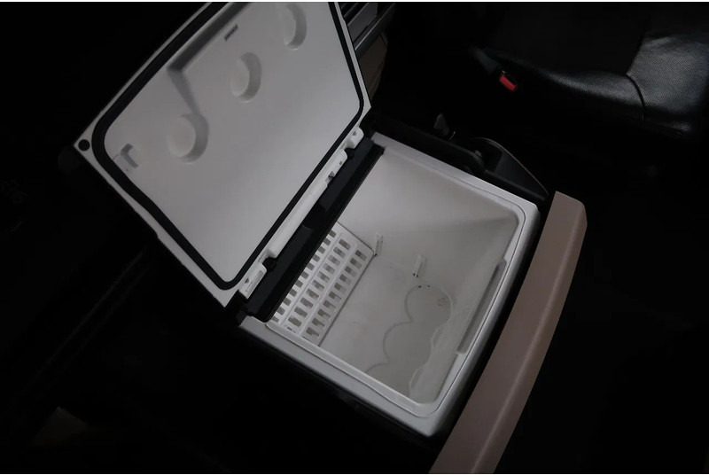 Leasing of MAN TGX TGX 33.640 6X4 /RETARDER/ HYDRAULIK/ ALCOA'S/ LED/ ETC! MAN TGX TGX 33.640 6X4 /RETARDER/ HYDRAULIK/ ALCOA'S/ LED/ ETC!: picture 14 Leasing of MAN TGX TGX 33.640 6X4 /RETARDER/ HYDRAULIK/ ALCOA'S/ LED/ ETC! MAN TGX TGX 33.640 6X4 /RETARDER/ HYDRAULIK/ ALCOA'S/ LED/ ETC!: picture 14