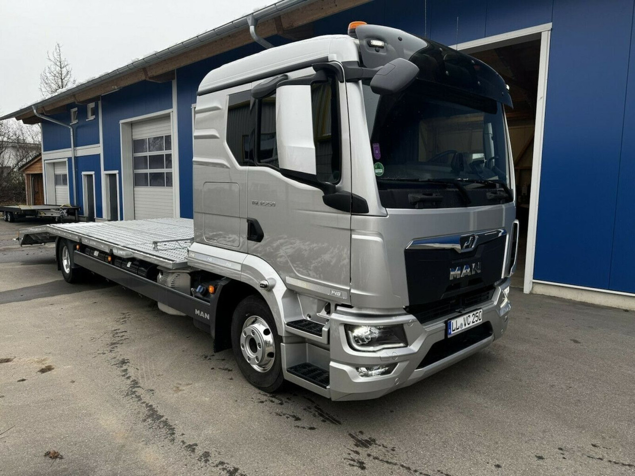 MAN TGL 12.250 BL Autotransporter Netto 116714- - Tow truck: picture 1 MAN TGL 12.250 BL Autotransporter Netto 116714- - Tow truck: picture 1