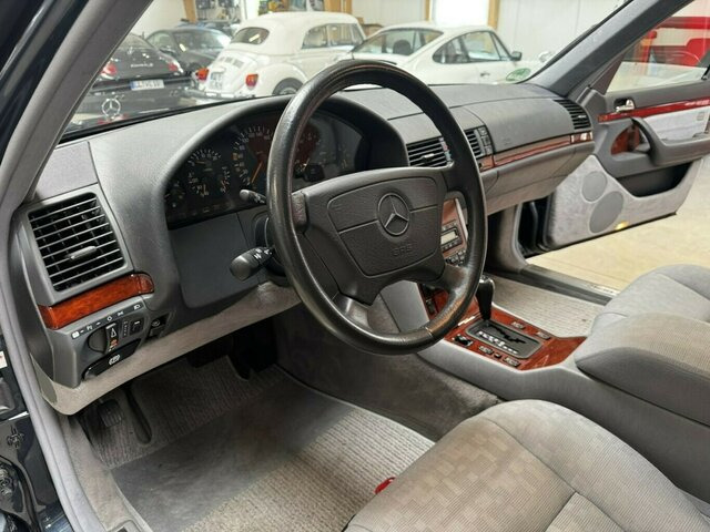 MERCEDES-BENZ S 320 W 140 2. Hand Scheckheft Mercedes... - Sedan: picture 5 MERCEDES-BENZ S 320 W 140 2. Hand Scheckheft Mercedes... - Sedan: picture 5