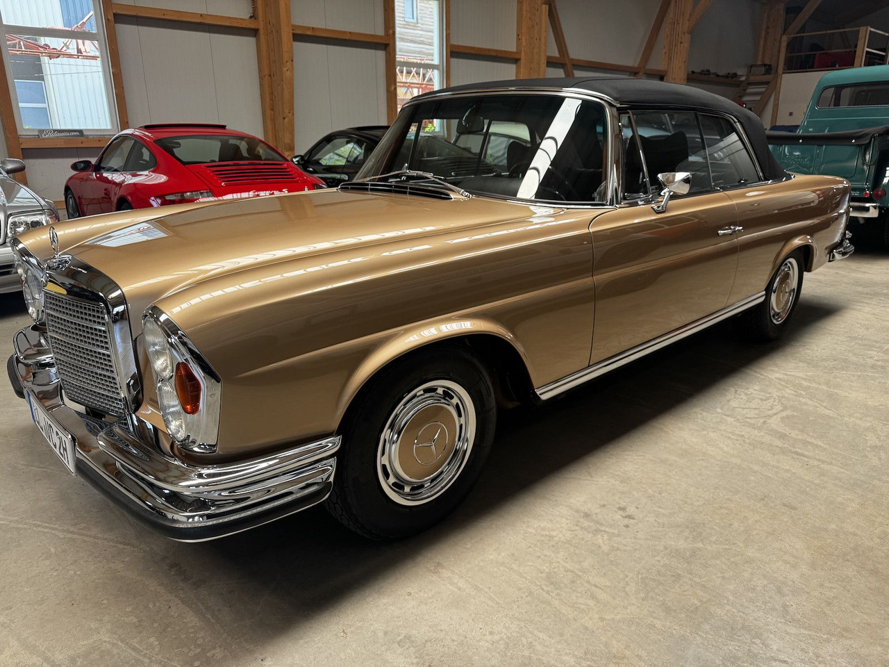 Mercedes-Benz 280 SE Cabrio W111 BRABUS-Classic Restauration - Car: picture 5 Mercedes-Benz 280 SE Cabrio W111 BRABUS-Classic Restauration - Car: picture 5