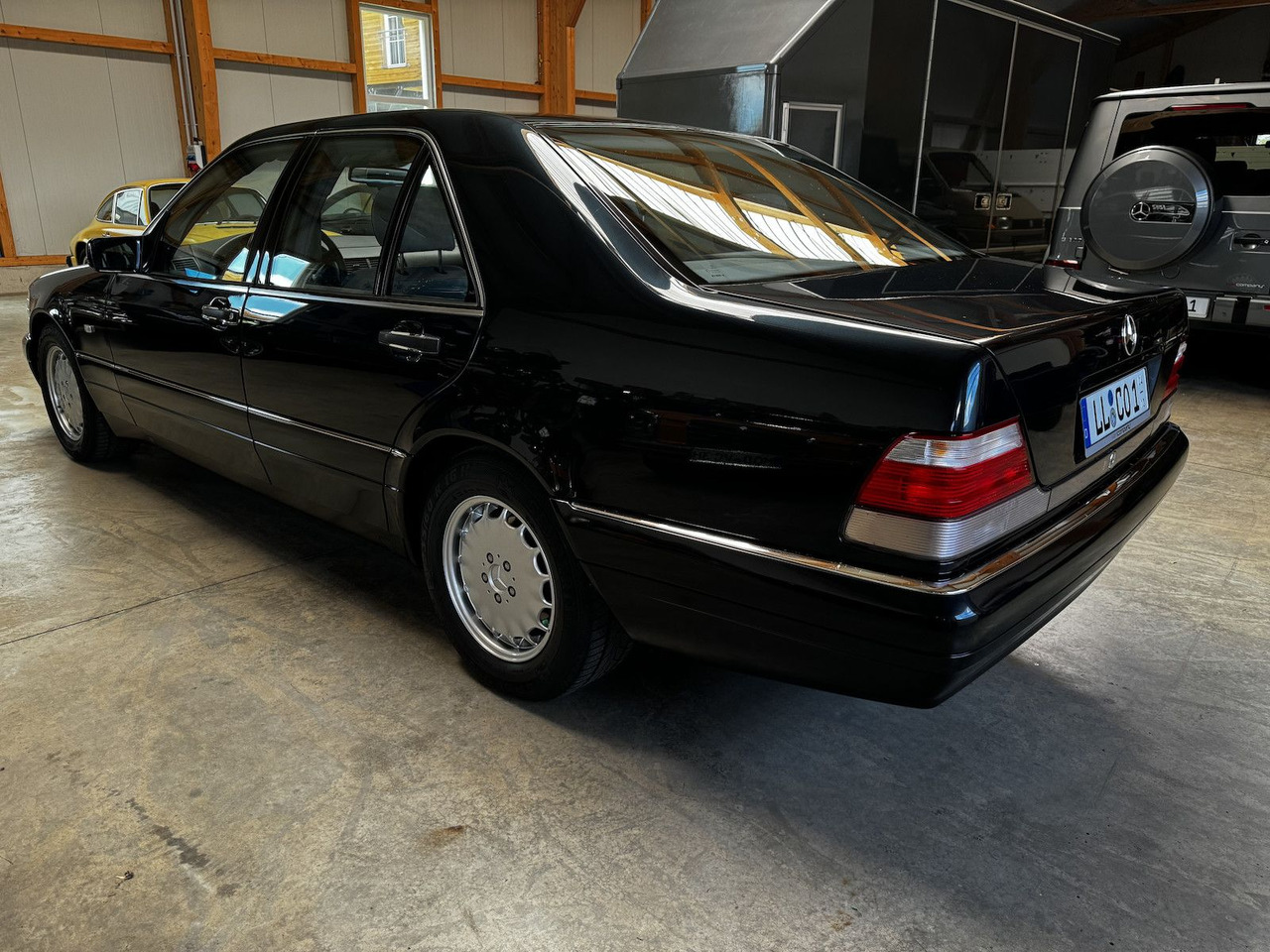 Mercedes-Benz S 320 W 140 2. Hand Scheckheft Mercedes Mercedes-Benz S 320 W 140 2. Hand Scheckheft Mercedes - Sedan: picture 5 Mercedes-Benz S 320 W 140 2. Hand Scheckheft Mercedes Mercedes-Benz S 320 W 140 2. Hand Scheckheft Mercedes - Sedan: picture 5