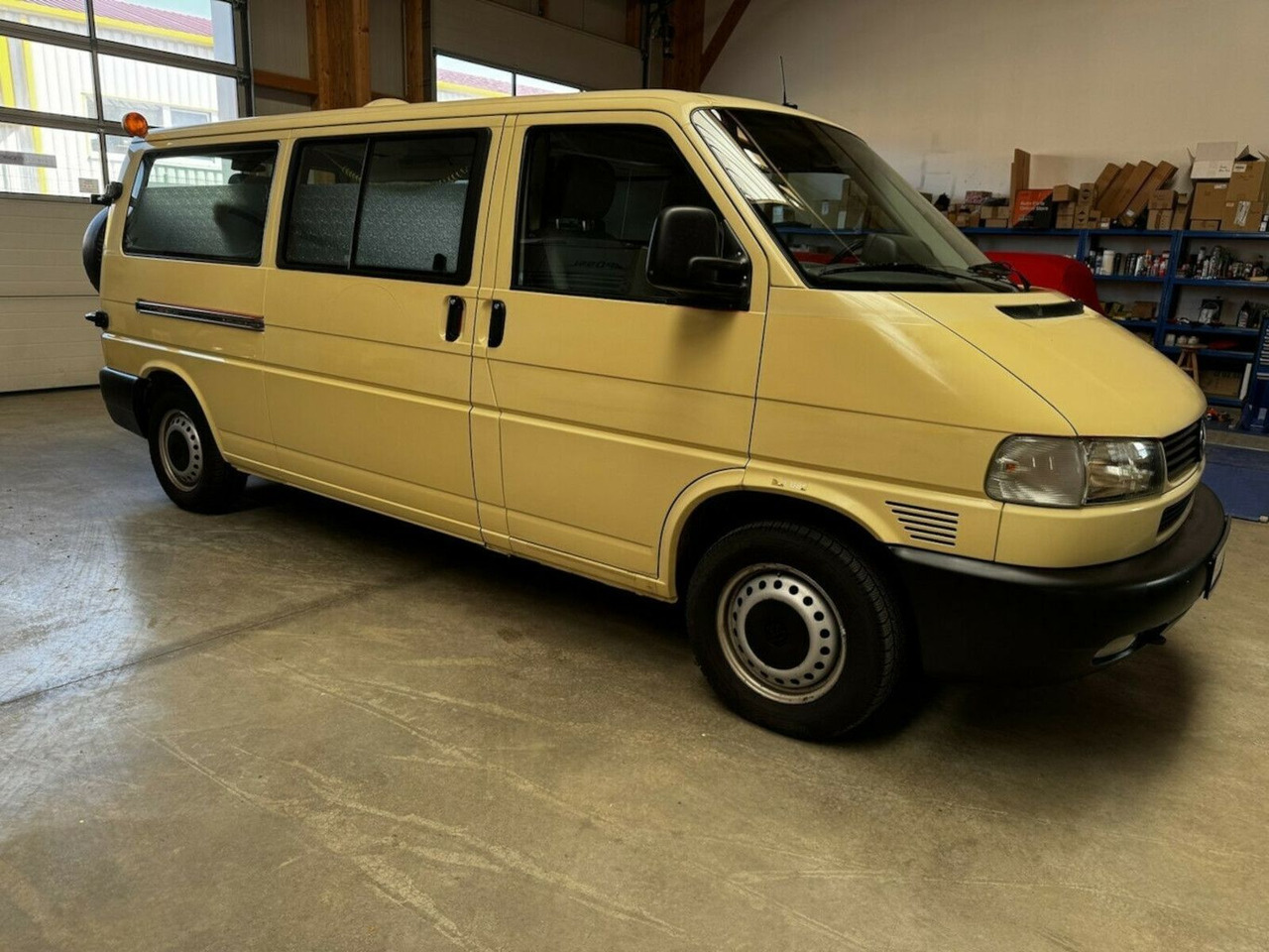 Volkswagen T4 2.5 TDI Syncro 4x4 lang 1. Hand! - Passenger van: picture 4 Volkswagen T4 2.5 TDI Syncro 4x4 lang 1. Hand! - Passenger van: picture 4