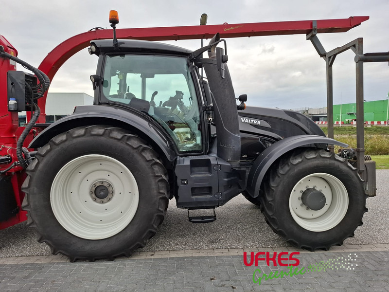 Valtra T 234 Direct TwinTrac - Farm tractor: picture 3 Valtra T 234 Direct TwinTrac - Farm tractor: picture 3