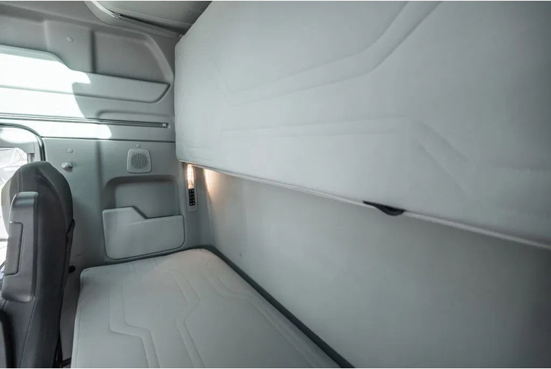 Leasing of Ford F-Max 500 | Leasing from €1097/ month Ford F-Max 500 | Leasing from €1097/ month: picture 10 Leasing of Ford F-Max 500 | Leasing from €1097/ month Ford F-Max 500 | Leasing from €1097/ month: picture 10