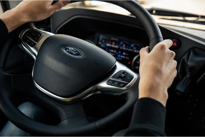 Leasing of Ford F-Max 500 | Leasing from €1097/ month Ford F-Max 500 | Leasing from €1097/ month: picture 13 Leasing of Ford F-Max 500 | Leasing from €1097/ month Ford F-Max 500 | Leasing from €1097/ month: picture 13