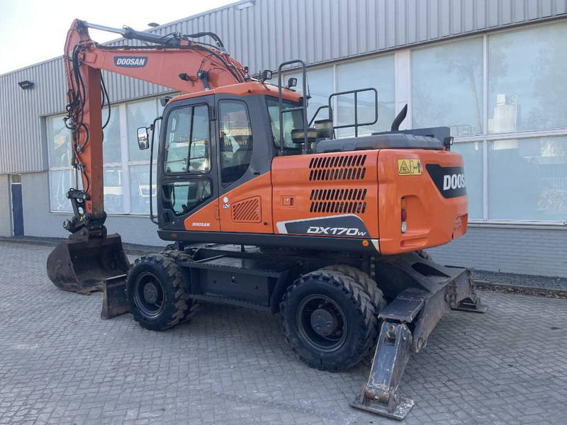 Doosan DX170W-5 - Wheel excavator: picture 4 Doosan DX170W-5 - Wheel excavator: picture 4