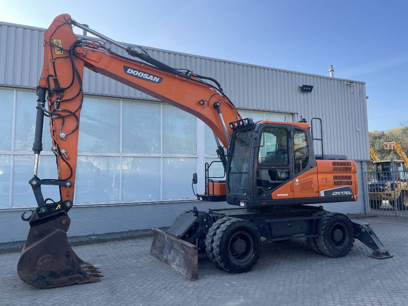 Doosan DX170W-5 - Wheel excavator: picture 1 Doosan DX170W-5 - Wheel excavator: picture 1