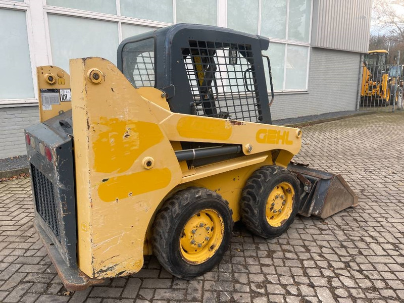 Gehl 3840 E 2015 - Skid steer loader: picture 4 Gehl 3840 E 2015 - Skid steer loader: picture 4