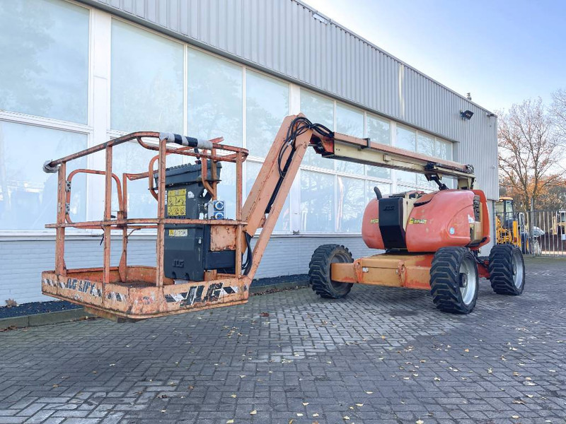 JLG 600 AJ - Telescopic boom: picture 4 JLG 600 AJ - Telescopic boom: picture 4