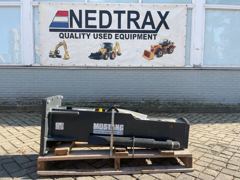 Mustang HM 702 2024 Unused - Hydraulic hammer for Construction machinery: picture 1 Mustang HM 702 2024 Unused - Hydraulic hammer for Construction machinery: picture 1