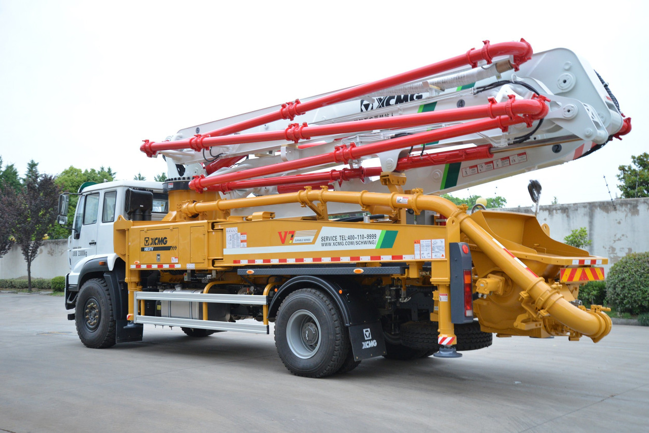 XCMG Factory Hb37V 2023 Year 37m Schwing Used Concrete Pump Truck for Sale - Concrete pump truck: picture 2 XCMG Factory Hb37V 2023 Year 37m Schwing Used Concrete Pump Truck for Sale - Concrete pump truck: picture 2