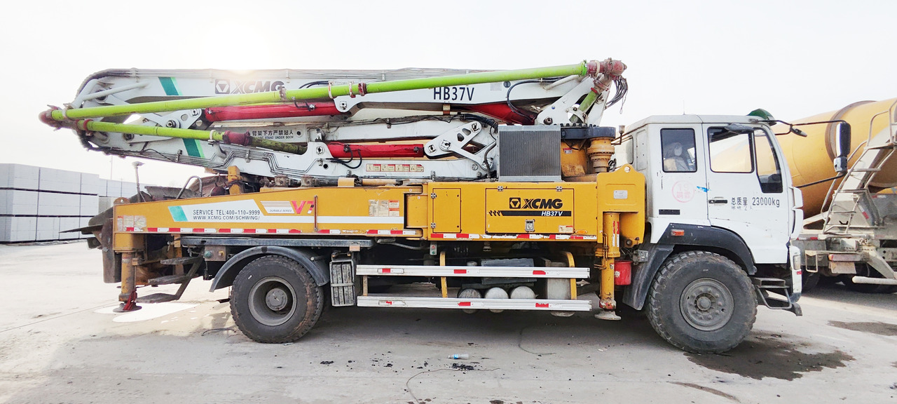 XCMG Official Used Concrete Pump Truck HB37V 37 Meters Cement Pump Machine Price For Sale - Concrete pump truck: picture 3 XCMG Official Used Concrete Pump Truck HB37V 37 Meters Cement Pump Machine Price For Sale - Concrete pump truck: picture 3