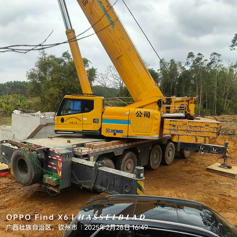 XCMG XCA220 all terrain crane hydraulic 220ton large ton crane 2021 - Crane: picture 3 XCMG XCA220 all terrain crane hydraulic 220ton large ton crane 2021 - Crane: picture 3