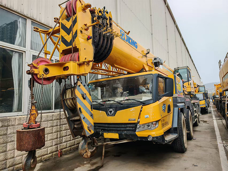 XCMG XCT80L6 80ton Mobile used hoist machine Lifting Truck Crane for Sale - Mobile crane: picture 5 XCMG XCT80L6 80ton Mobile used hoist machine Lifting Truck Crane for Sale - Mobile crane: picture 5