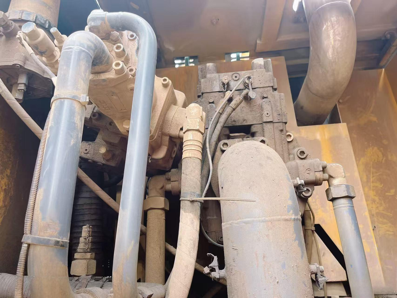 XCMG pililing machine second hand XR360E crawler rotary drilling rig - Drilling rig: picture 4 XCMG pililing machine second hand XR360E crawler rotary drilling rig - Drilling rig: picture 4