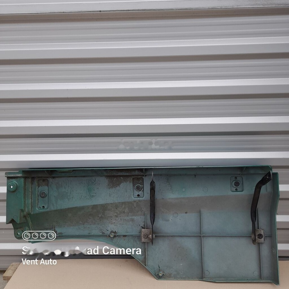 DAF XF 106 RH 1835028 DAF 1835028 truck - Body and exterior for Truck: picture 2 DAF XF 106 RH 1835028 DAF 1835028 truck - Body and exterior for Truck: picture 2