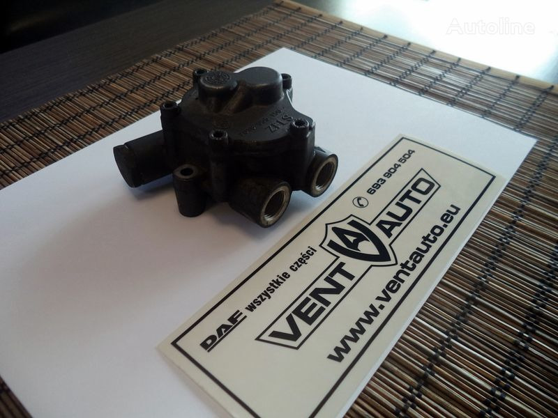 DAF ZF Kraftstoffpumpe ZF 7018955150 DAF XF 105 truck - Fuel pump for Truck: picture 2 DAF ZF Kraftstoffpumpe ZF 7018955150 DAF XF 105 truck - Fuel pump for Truck: picture 2