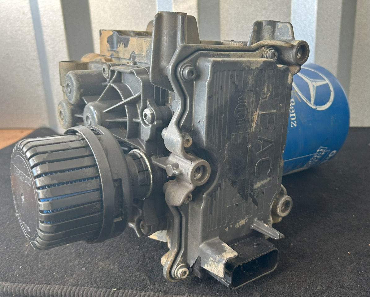 MERCEDES-BENZ AROCS MP4 EAPU AIR DRYER - Brake parts for Truck: picture 3 MERCEDES-BENZ AROCS MP4 EAPU AIR DRYER - Brake parts for Truck: picture 3