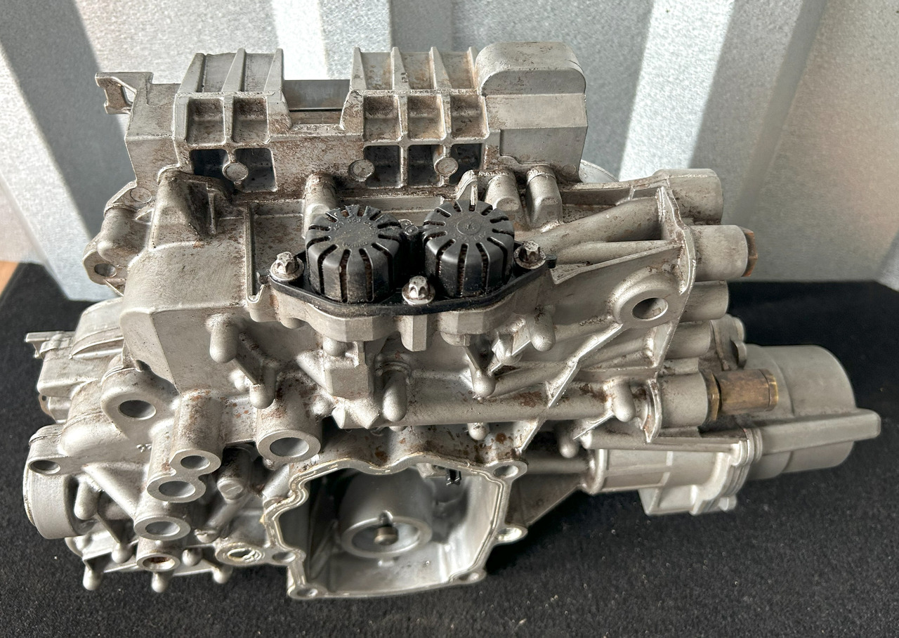 MERCEDES WYBIERAK SKRZYNI BIEGÓW ACTROS MP4 A6912604863 without the controller - Gearbox for Truck: picture 3 MERCEDES WYBIERAK SKRZYNI BIEGÓW ACTROS MP4 A6912604863 without the controller - Gearbox for Truck: picture 3