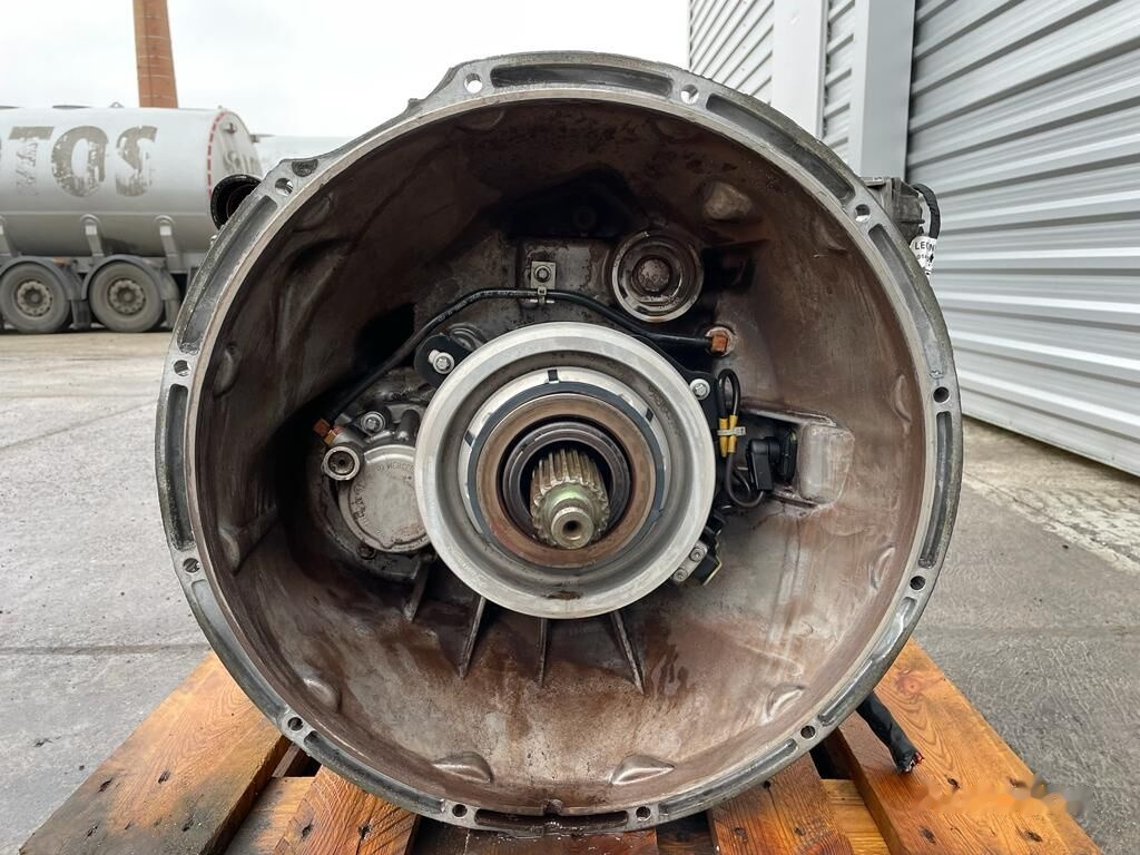Mercedes-Benz ACTROS MP4 Eu.6 G 211-12 Mercedes-Benz G 211-12 ACTROS MP4 Eu.6 - Gearbox for Truck: picture 3 Mercedes-Benz ACTROS MP4 Eu.6 G 211-12 Mercedes-Benz G 211-12 ACTROS MP4 Eu.6 - Gearbox for Truck: picture 3