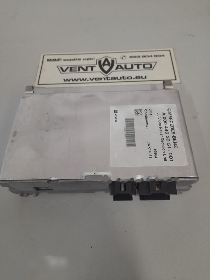 Mercedes-Benz Actros MP4 radar A0004663051 Mercedes-Benz ACTROS MP4 truck - ECU for Truck: picture 3 Mercedes-Benz Actros MP4 radar A0004663051 Mercedes-Benz ACTROS MP4 truck - ECU for Truck: picture 3