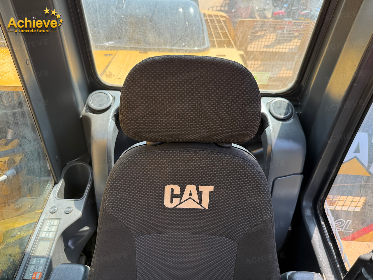 Leasing of CATERPILLAR CAT 329D2L Rebuild 502.7h 158kw 1.54m³ C7.1ATAAC【ACHIEVE】 TOP CONDITION!!! CATERPILLAR CAT 329D2L Rebuild 502.7h 158kw 1.54m³ C7.1ATAAC【ACHIEVE】 TOP CONDITION!!!: picture 15