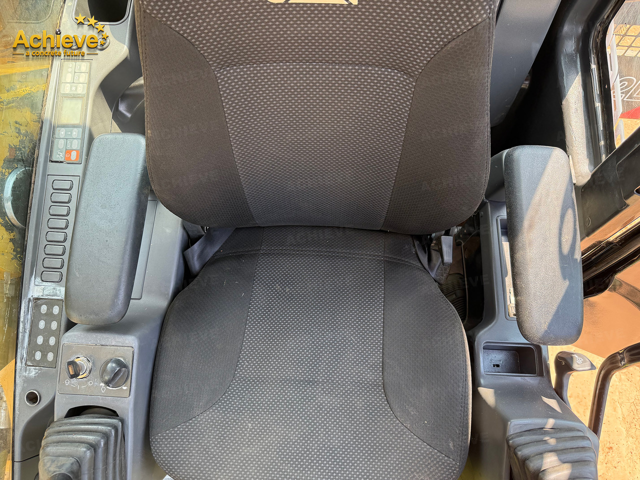 Leasing of CATERPILLAR CAT 329D2L Rebuild 502.7h 158kw 1.54m³ C7.1ATAAC【ACHIEVE】 TOP CONDITION!!! CATERPILLAR CAT 329D2L Rebuild 502.7h 158kw 1.54m³ C7.1ATAAC【ACHIEVE】 TOP CONDITION!!!: picture 18