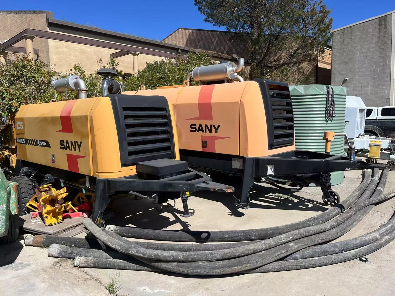 SANY 【ACHIEVE】TOP CONDITION!!! demo new low hours Sany Concrete Trailer Pump 2017 HBT5008C-5S - Stationary concrete pump: picture 3 SANY 【ACHIEVE】TOP CONDITION!!! demo new low hours Sany Concrete Trailer Pump 2017 HBT5008C-5S - Stationary concrete pump: picture 3