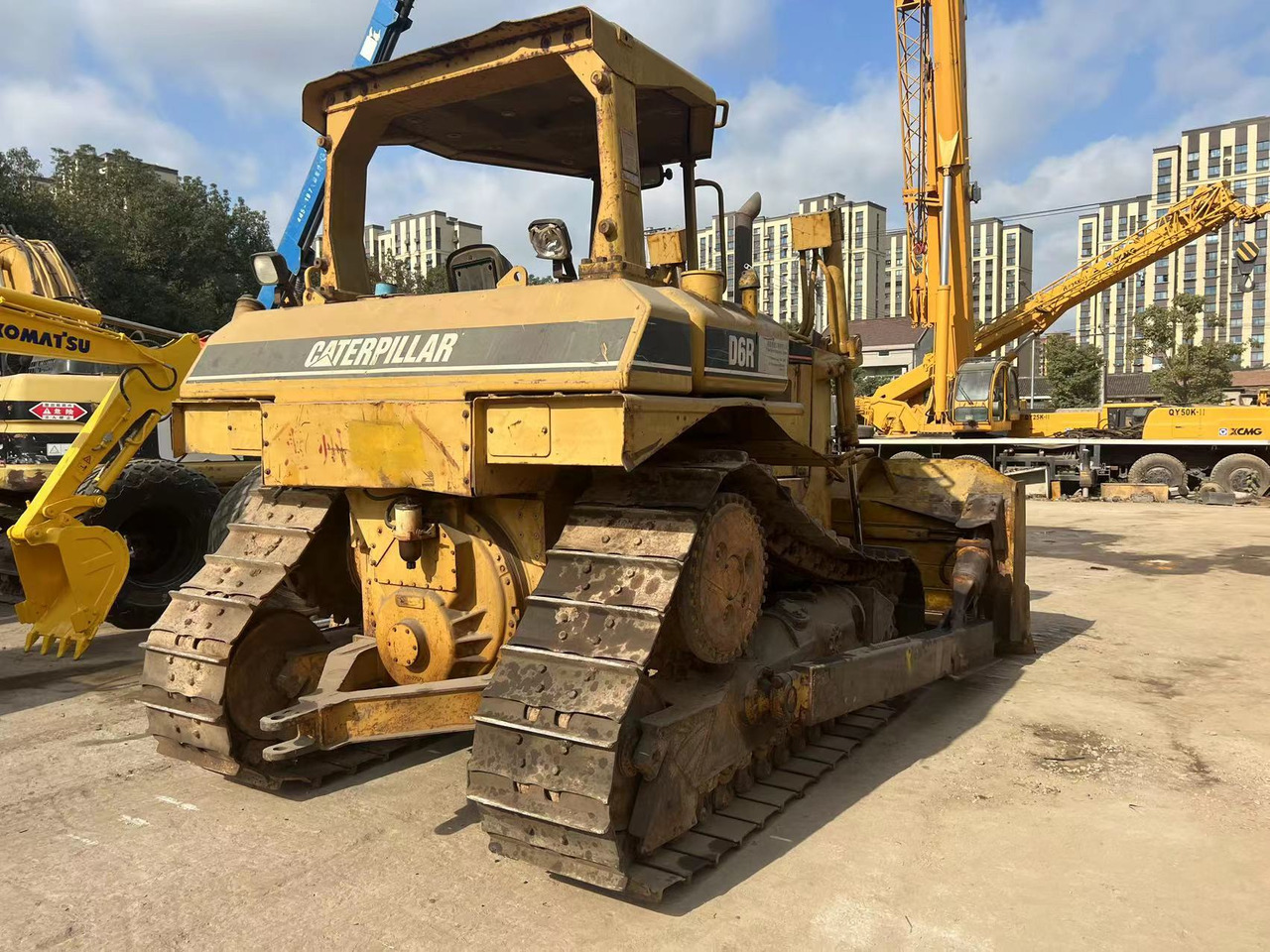 Caterpillar Original Condition CAT D6R bulldozer with Rippers - Bulldozer: picture 2 Caterpillar Original Condition CAT D6R bulldozer with Rippers - Bulldozer: picture 2