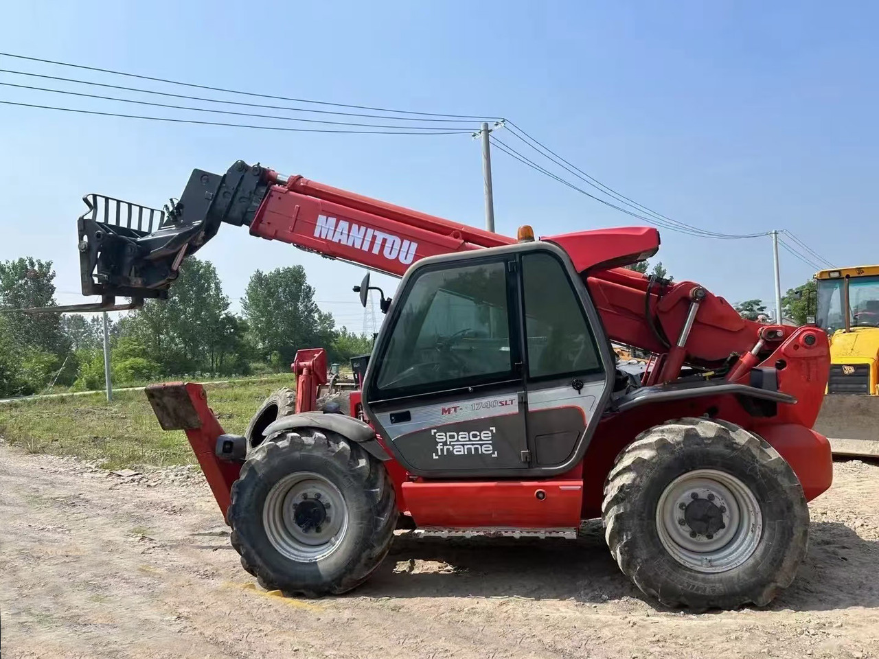 MANITOU MT-X1740 Telescopic Forklift 17m Boom Length - Telescopic handler: picture 1 MANITOU MT-X1740 Telescopic Forklift 17m Boom Length - Telescopic handler: picture 1
