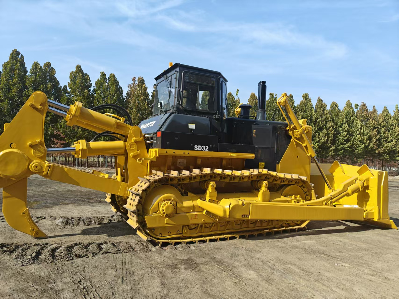 SHANTUI SHANTUI Bulldozer SD32 Technical Specs: WEICHAI Engine, 257 kW (345 HP) Engine, 10.0 m³ Blade Capacity, 40,200 kg Operating Weight & Dimensions - Bulldozer: picture 5 SHANTUI SHANTUI Bulldozer SD32 Technical Specs: WEICHAI Engine, 257 kW (345 HP) Engine, 10.0 m³ Blade Capacity, 40,200 kg Operating Weight & Dimensions - Bulldozer: picture 5
