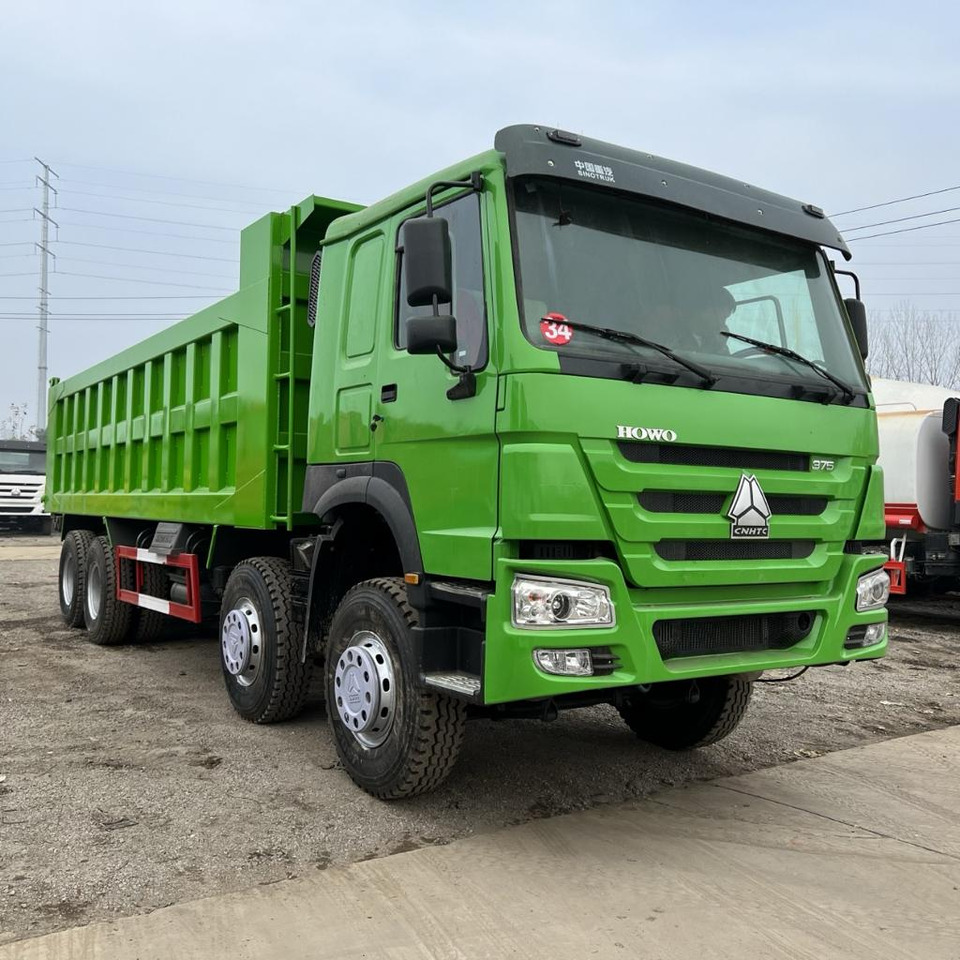 SINOTRUK HOWO 8x4 Dump Truck for Sale 294 kW (400 HP) Weichai Engine, 26 CBM Cargo Box & 40 T Payload - Tipper: picture 2 SINOTRUK HOWO 8x4 Dump Truck for Sale 294 kW (400 HP) Weichai Engine, 26 CBM Cargo Box & 40 T Payload - Tipper: picture 2