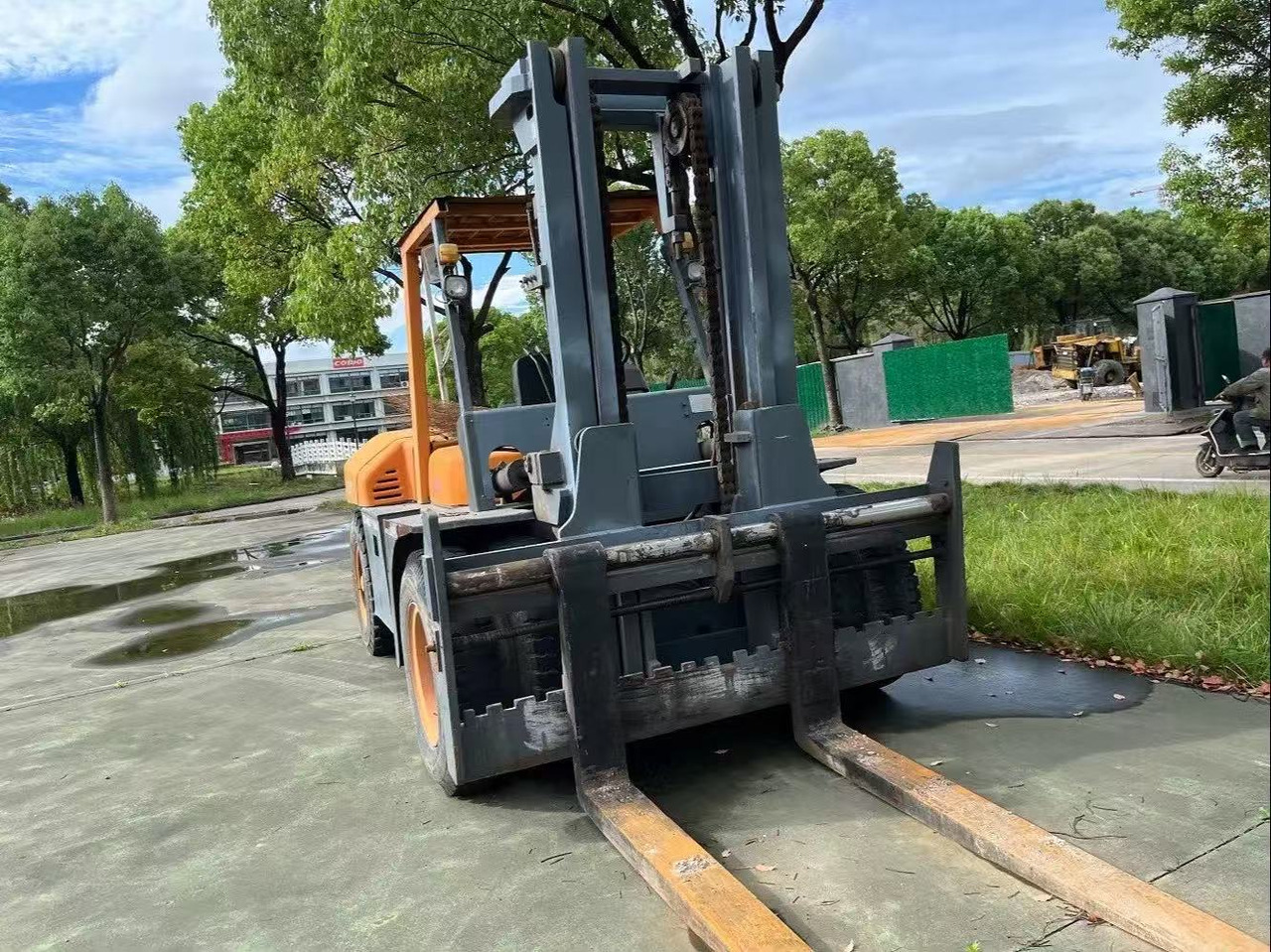 TCM FD100 Forklift Original Color 10 ton Forklift Truck - Diesel forklift: picture 4 TCM FD100 Forklift Original Color 10 ton Forklift Truck - Diesel forklift: picture 4