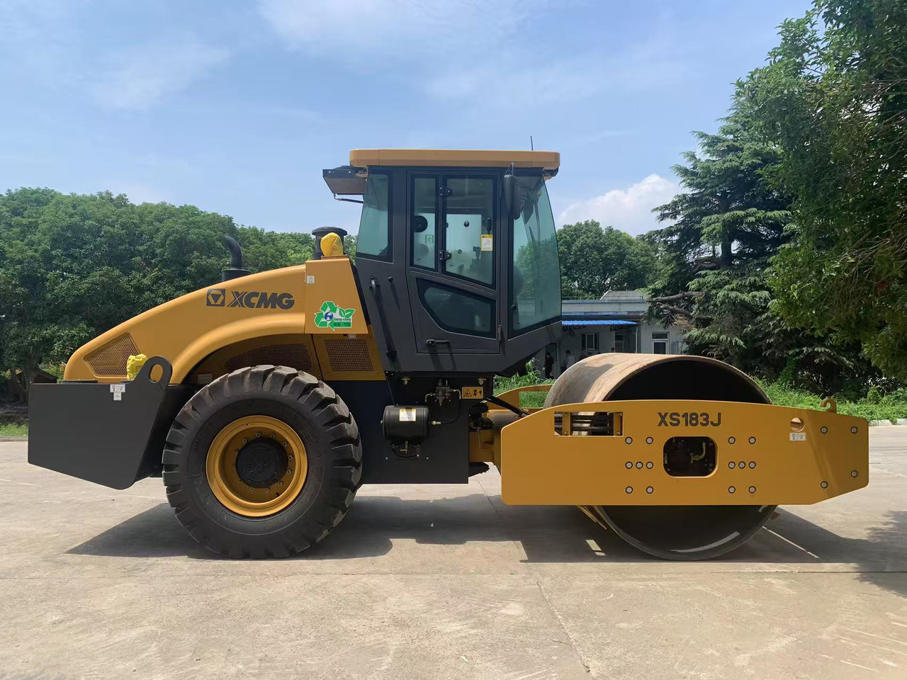 XCMG Vibratory Road roller XS183J Brand New Condition - Road roller: picture 1 XCMG Vibratory Road roller XS183J Brand New Condition - Road roller: picture 1