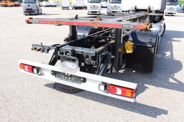 Mercedes-Benz Actros 1848 L - Container transporter/ Swap body truck: picture 4 Mercedes-Benz Actros 1848 L - Container transporter/ Swap body truck: picture 4
