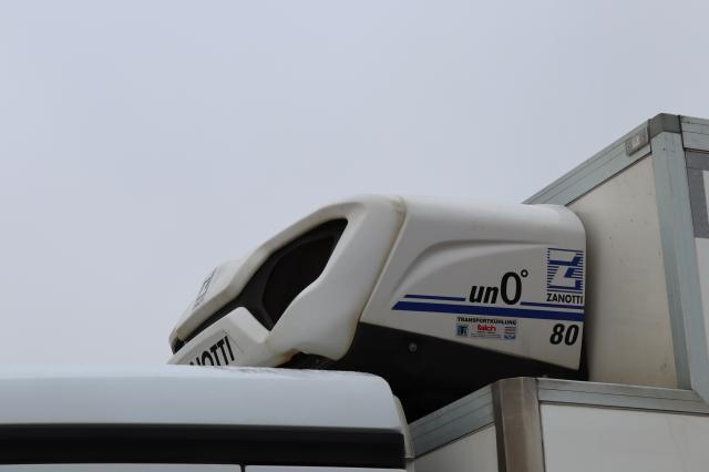 Mercedes-Benz Antos 1832 L - Refrigerator truck: picture 5 Mercedes-Benz Antos 1832 L - Refrigerator truck: picture 5