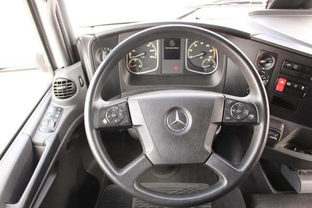 Interior photo 1: Curtainsider truck Mercedes-Benz Atego 1224 L Interior photo 1: Curtainsider truck Mercedes-Benz Atego 1224 L