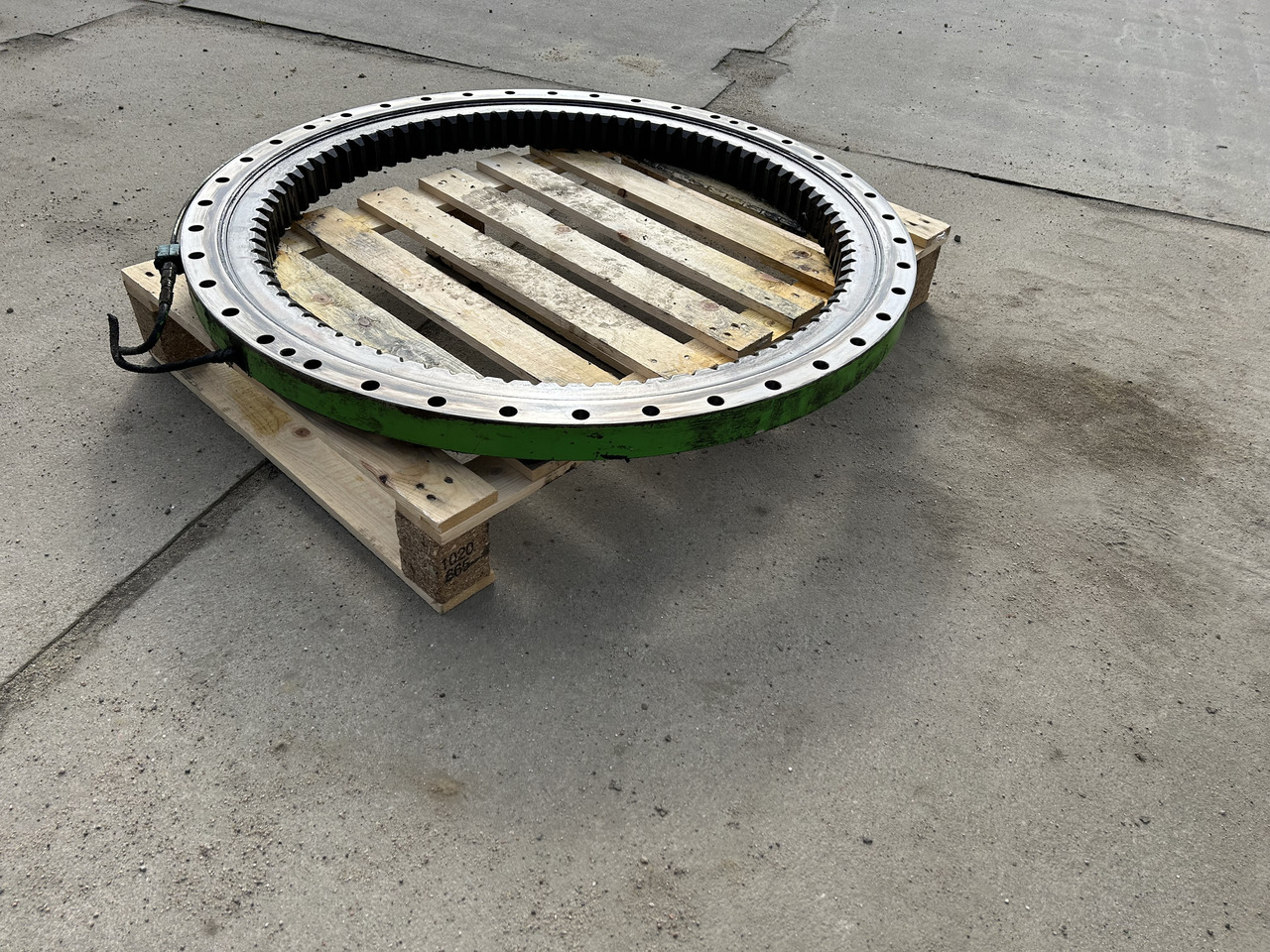 LIEBHERR A312 - Slewing ring for Wheel excavator: picture 1 LIEBHERR A312 - Slewing ring for Wheel excavator: picture 1