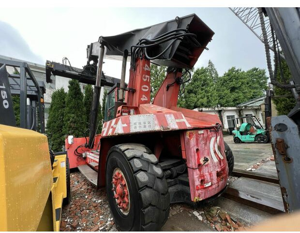 2008 KALMAR DRD420-60S5K - Reach stacker: picture 4 2008 KALMAR DRD420-60S5K - Reach stacker: picture 4