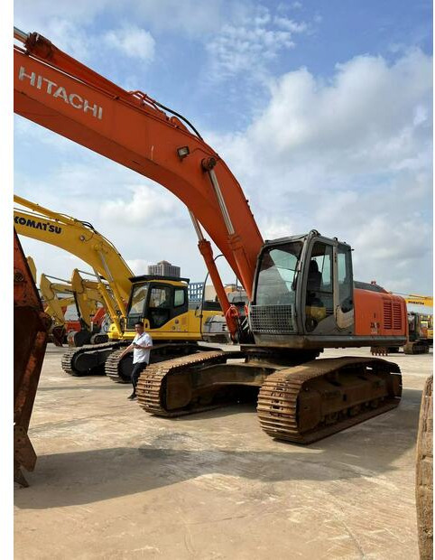 Crawler excavator 2020 Hitachi ZX350: picture 10