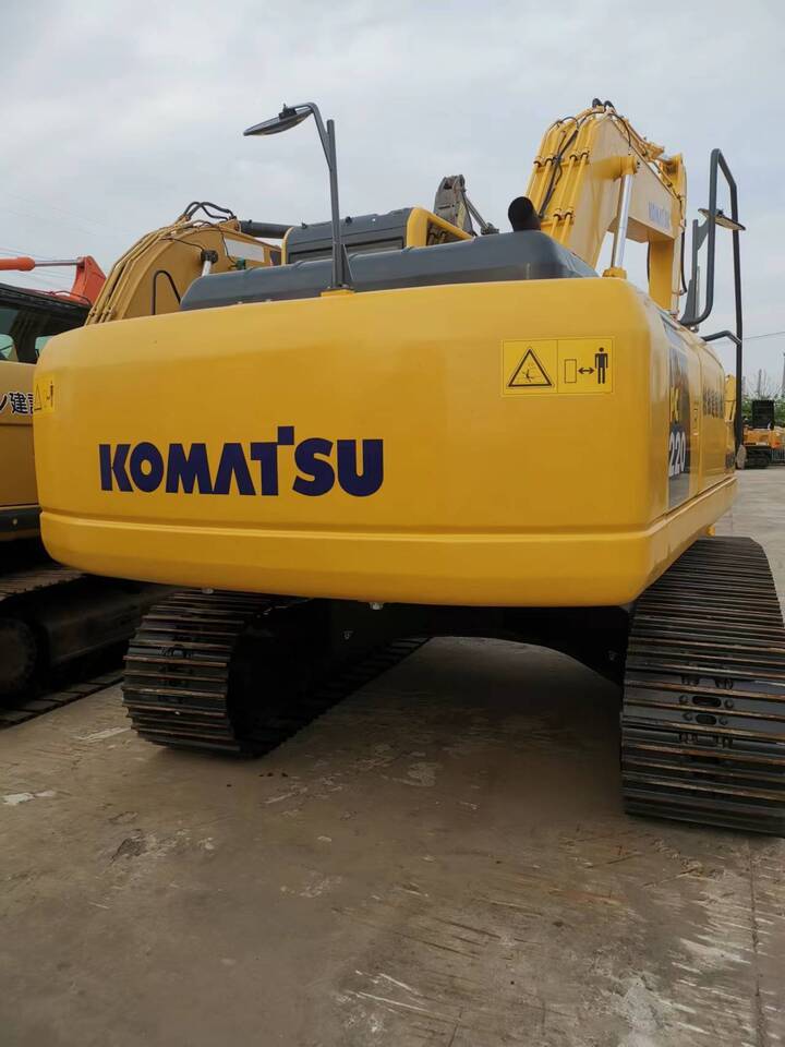 Komatsu PC220-8 - Crawler excavator: picture 2 Komatsu PC220-8 - Crawler excavator: picture 2
