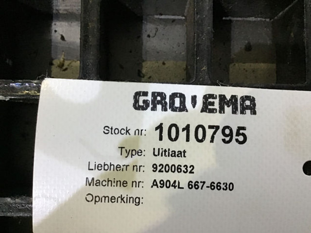 Liebherr A312 - Muffler: picture 3 Liebherr A312 - Muffler: picture 3