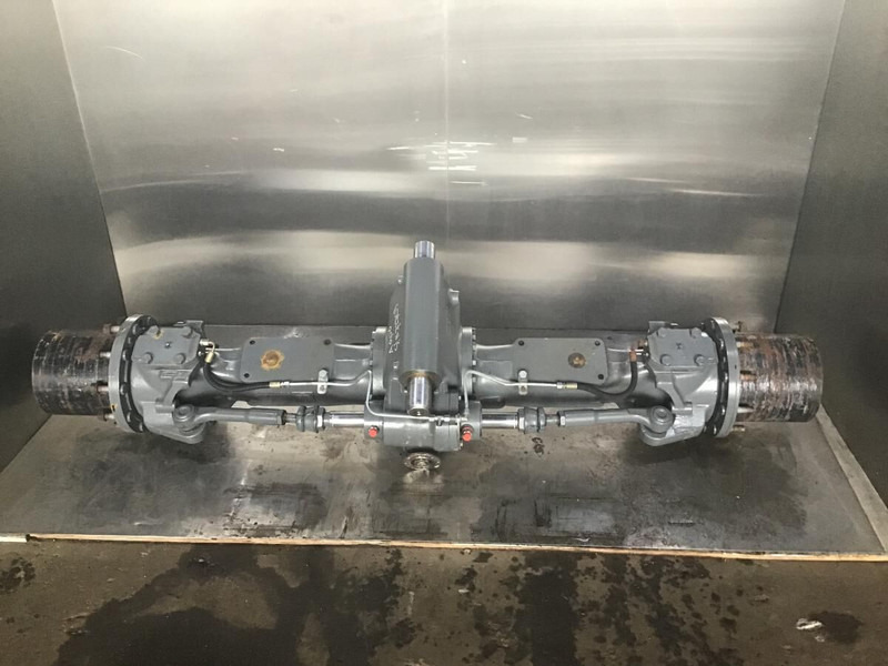 Liebherr A904C Li / A920 / A922 RAIL / A924 RAIL / LH24 M / A900C - Front axle: picture 1 Liebherr A904C Li / A920 / A922 RAIL / A924 RAIL / LH24 M / A900C - Front axle: picture 1