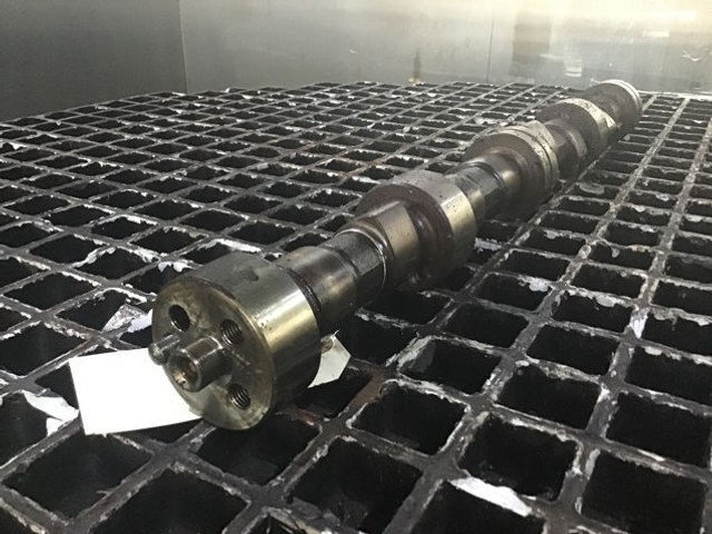 Liebherr Camshaft D834 - Camshaft: picture 3 Liebherr Camshaft D834 - Camshaft: picture 3