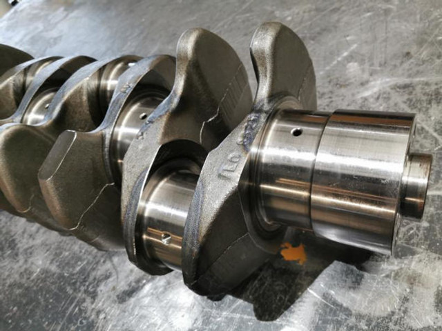 Liebherr Crankshaft D934L - Crankshaft: picture 5 Liebherr Crankshaft D934L - Crankshaft: picture 5