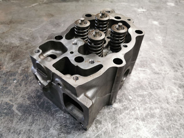 Liebherr Cylinder Head Rebuild D934/D936 - Cylinder block: picture 2 Liebherr Cylinder Head Rebuild D934/D936 - Cylinder block: picture 2