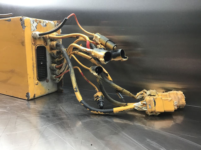 Liebherr Electronic Box E50 - ECU: picture 4 Liebherr Electronic Box E50 - ECU: picture 4