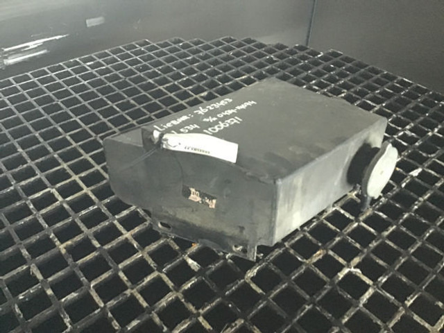Liebherr Equalizing Reservoir - Expansion tank: picture 2 Liebherr Equalizing Reservoir - Expansion tank: picture 2